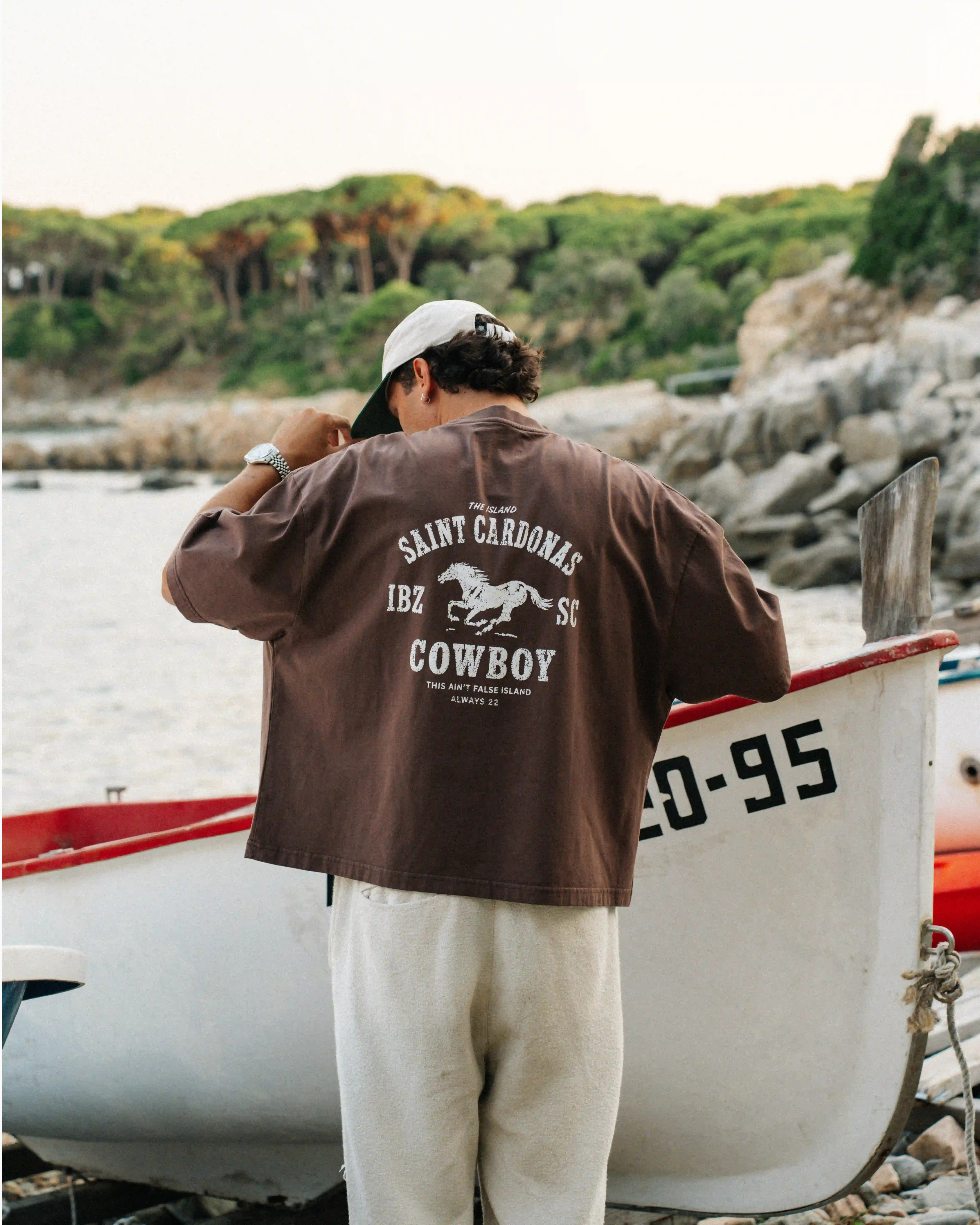 FALSE ISLAND TEE