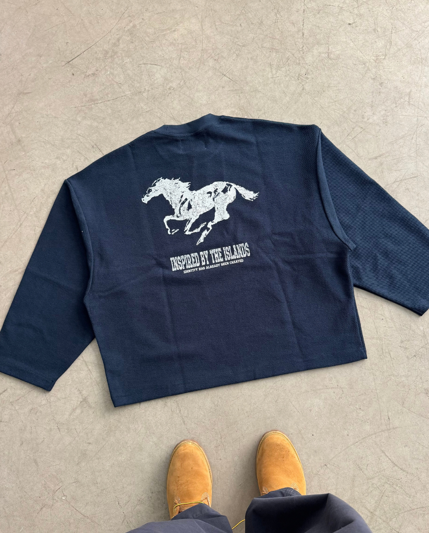 RUNAWAY NAVY CREWNECK